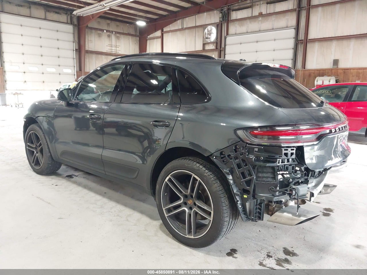 WP1AA2A58ML****** · 2021 PORSCHE MACAN · 3/11