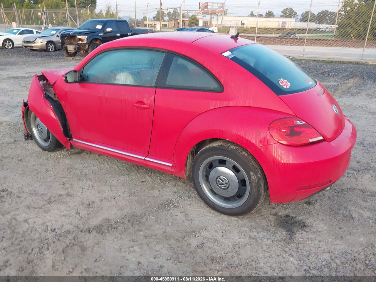 2012 VOLKSWAGEN BEETLE 2.5L · 3/4