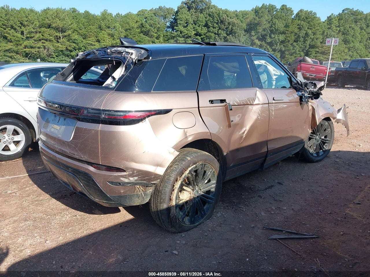 2024 LAND ROVER RANGE ROVER EVOQUE CORE S · 4/11