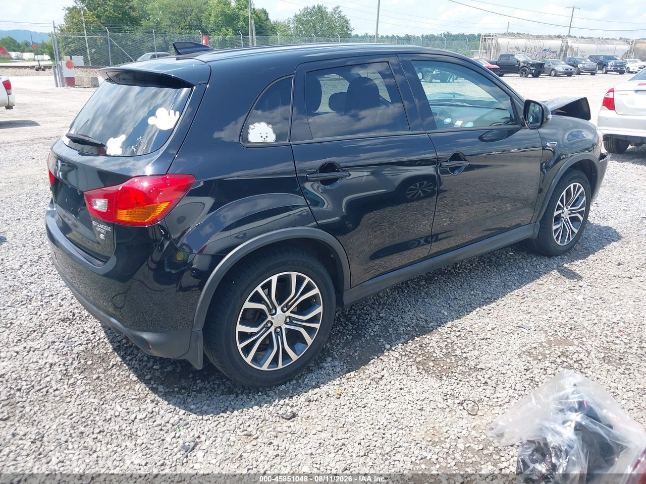 2017 MITSUBISHI OUTLANDER SPORT 2.4 SE · 4/11