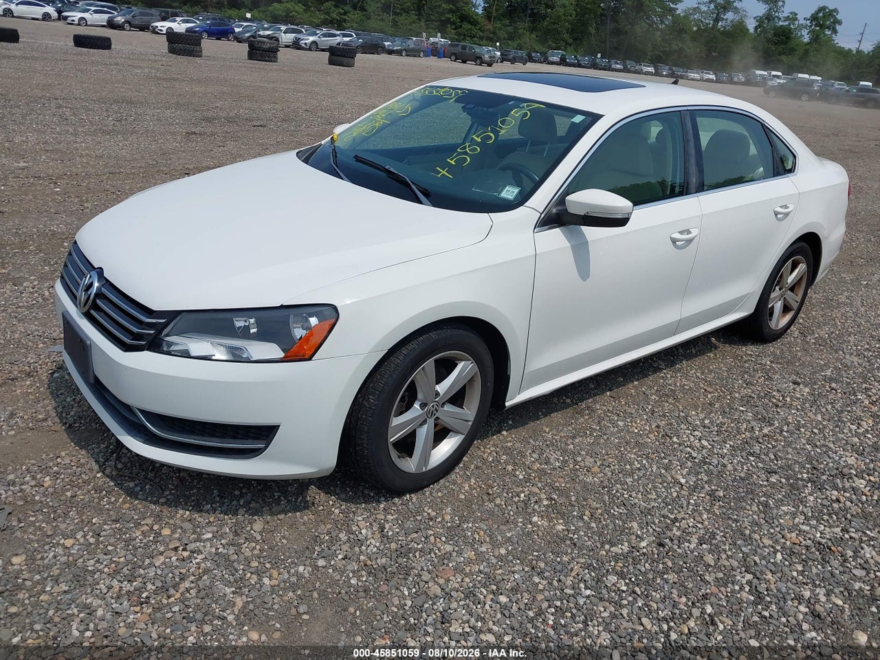 2012 VOLKSWAGEN PASSAT 2.5L SE · 2/11