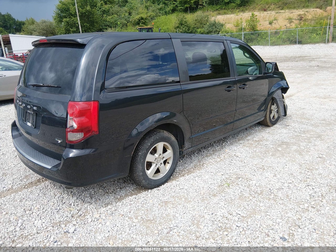 2013 DODGE GRAND CARAVAN SXT · 4/11
