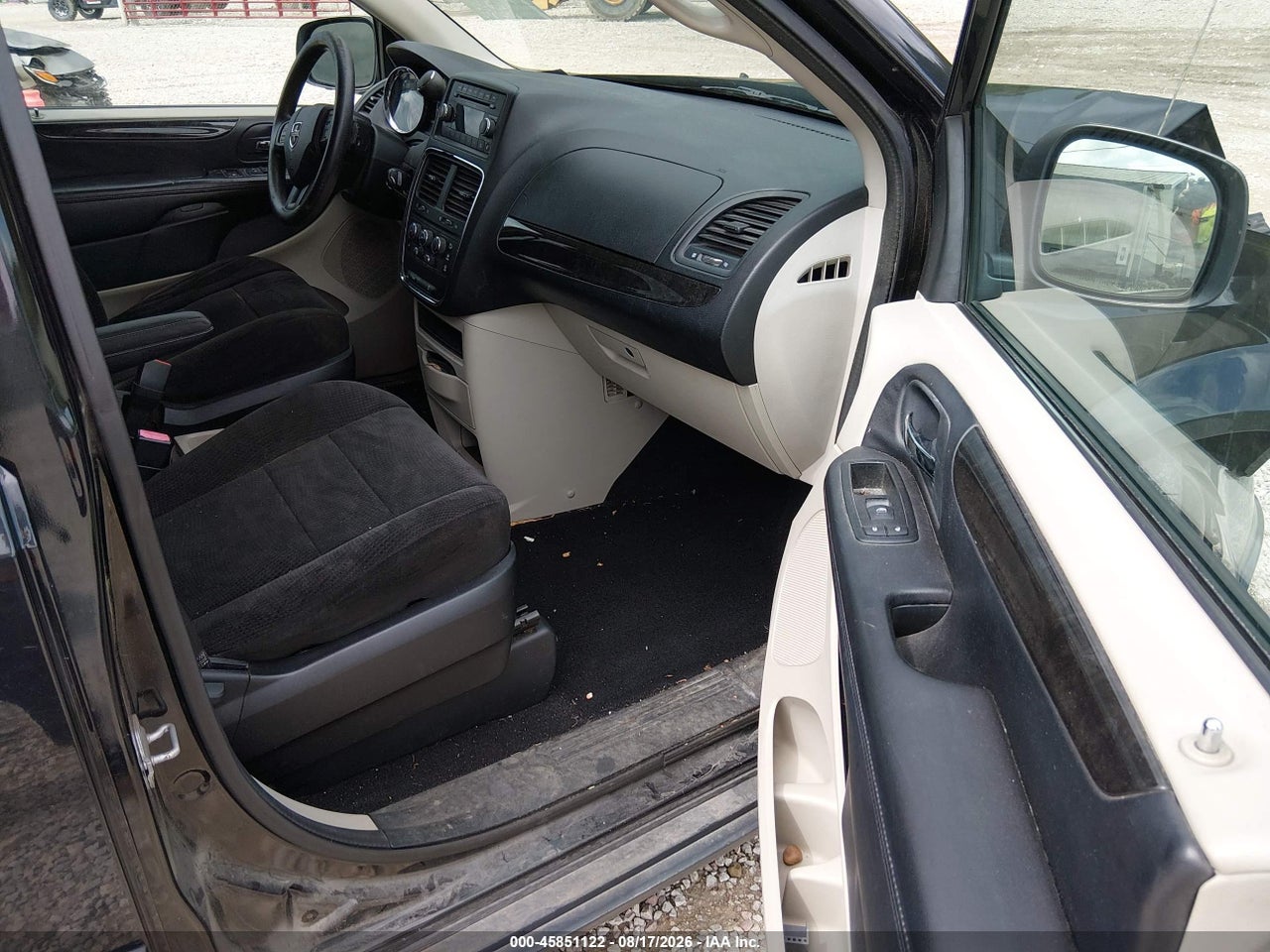 2013 DODGE GRAND CARAVAN SXT · 5/11