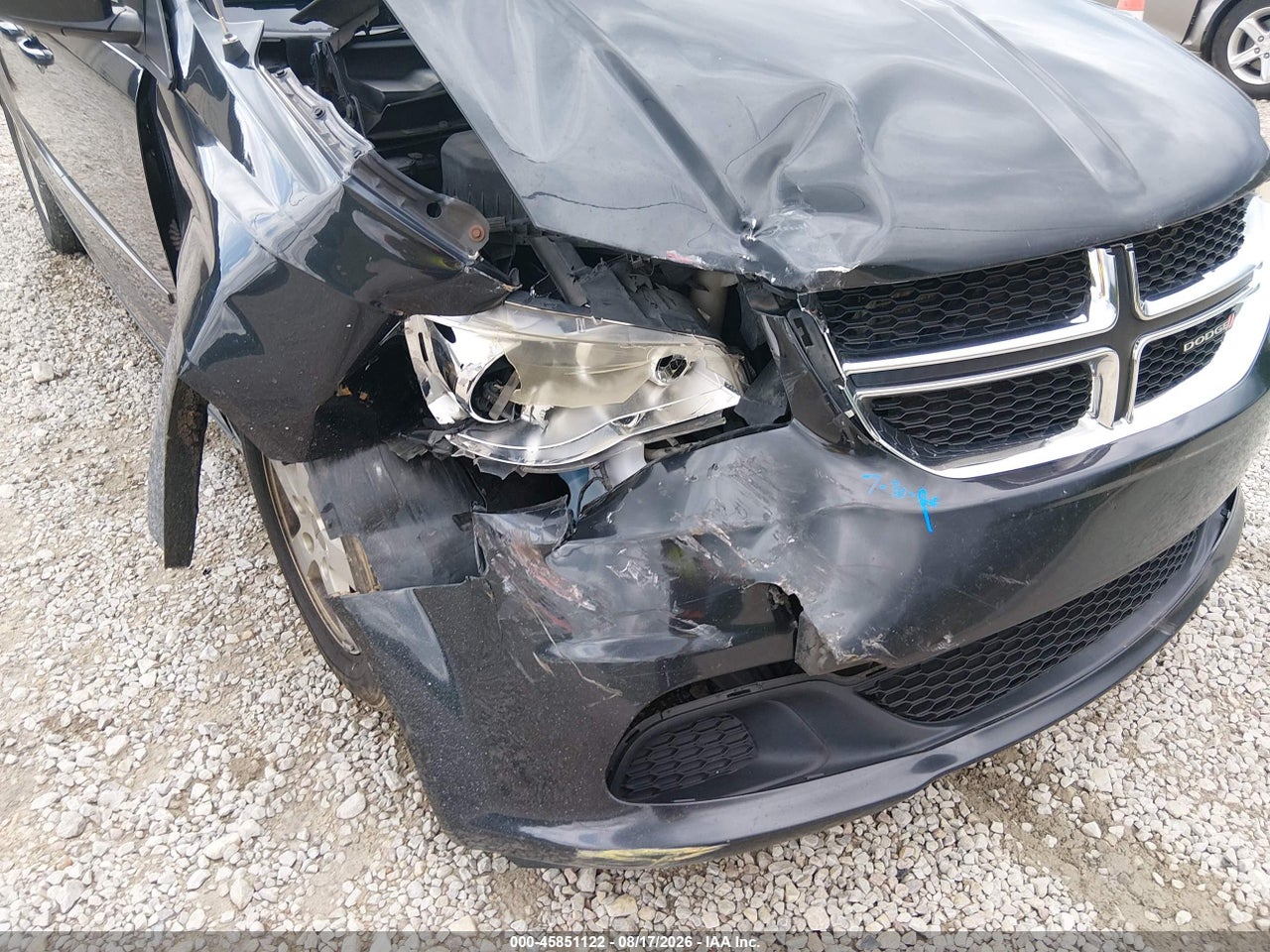 2013 DODGE GRAND CARAVAN SXT · 6/11