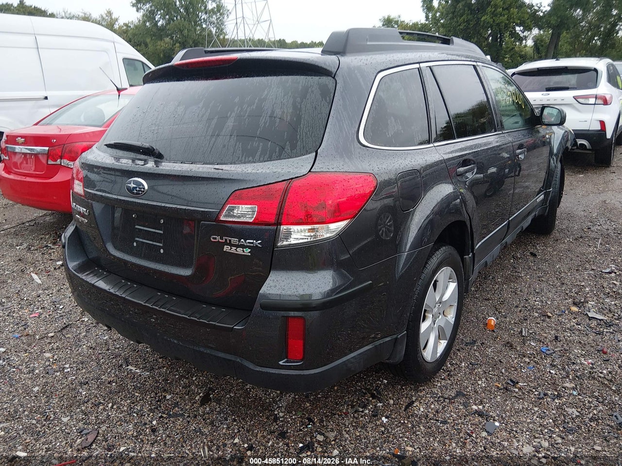 2010 SUBARU OUTBACK 2.5I PREMIUM · 4/10