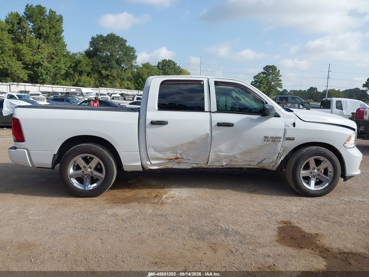 2016 RAM 1500 EXPRESS · 6/11