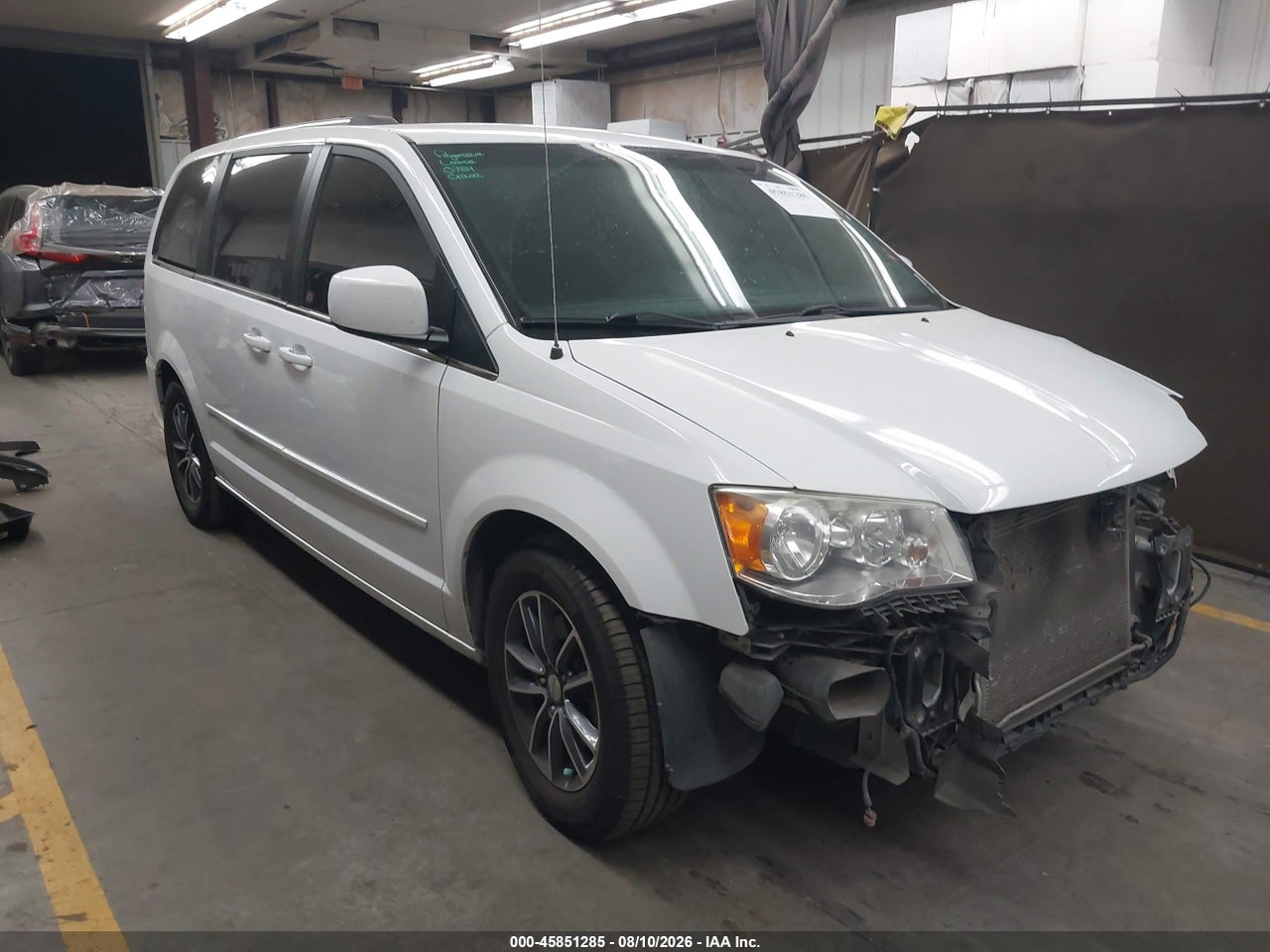 2C4RDGCGXHR****** · 2017 DODGE GRAND CARAVAN SXT