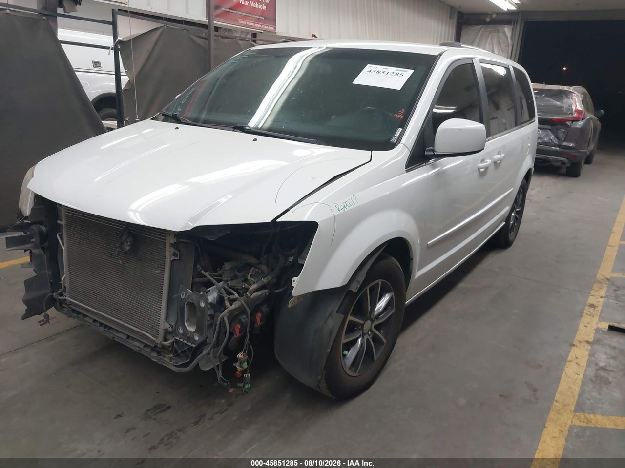 2017 DODGE GRAND CARAVAN SXT · 2/11