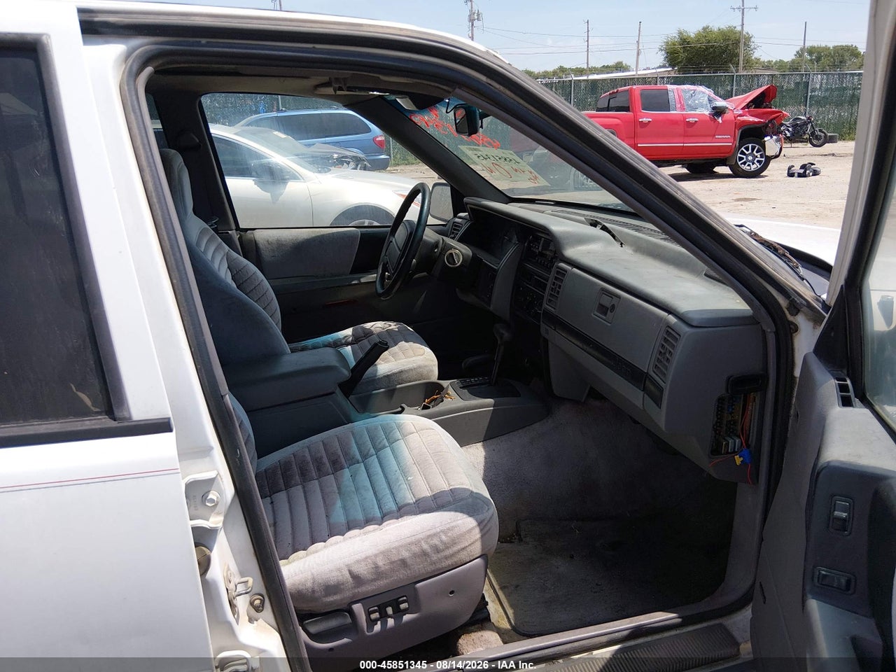1995 JEEP GRAND CHEROKEE LAREDO · 5/11