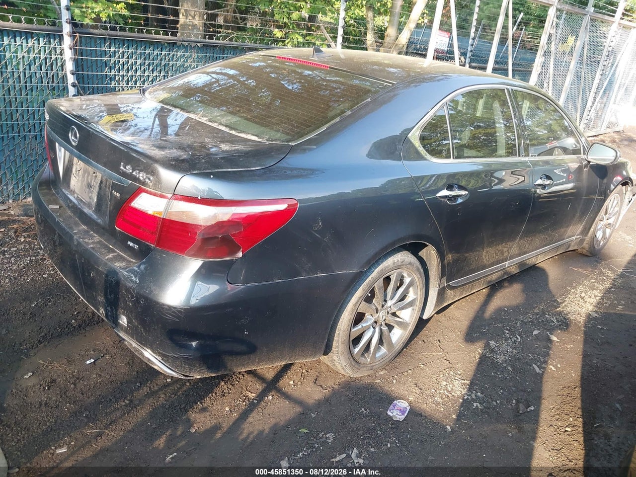 2010 LEXUS LS 460 · 4/11