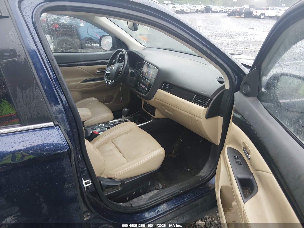 2018 MITSUBISHI OUTLANDER ES/LE/SE/SEL · 5/11