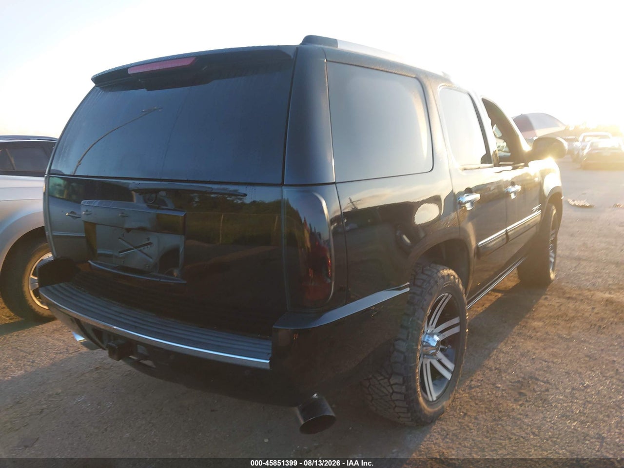 2007 GMC YUKON DENALI DENALI · 4/10