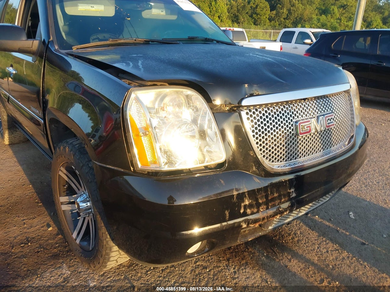 2007 GMC YUKON DENALI DENALI · 6/10