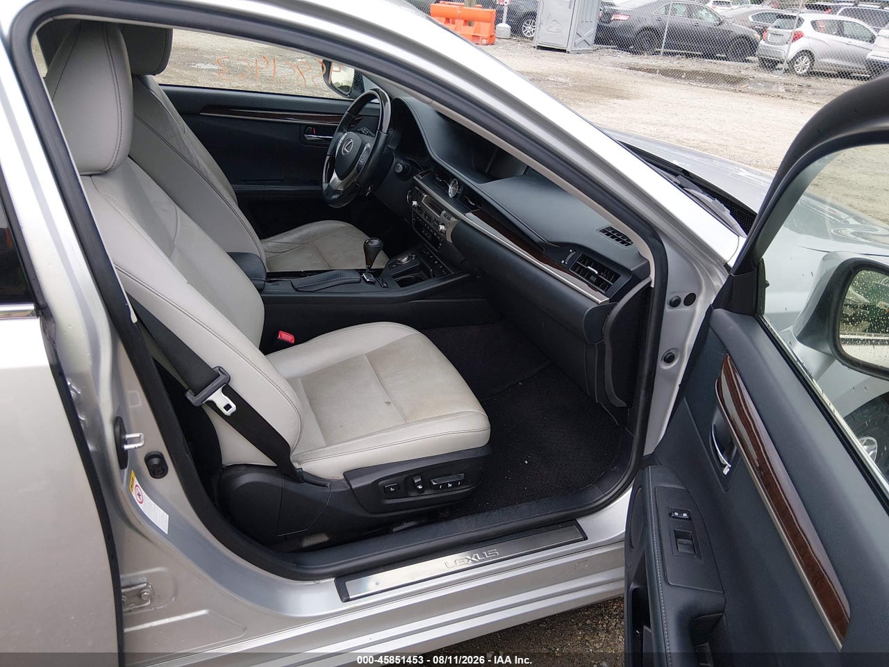 2014 LEXUS ES 350 · 5/10