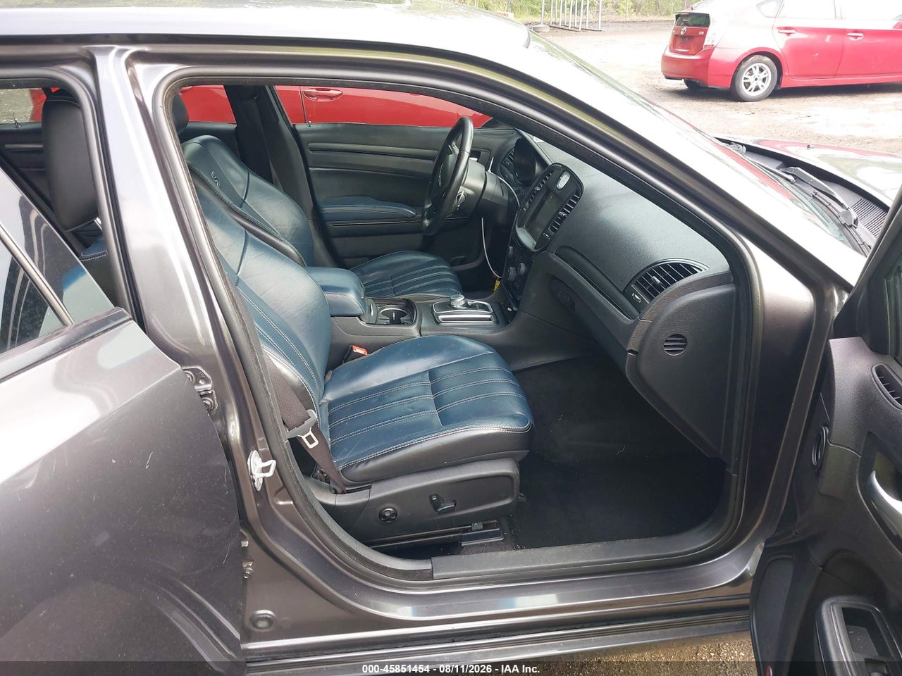 2016 CHRYSLER 300 300S · 5/11