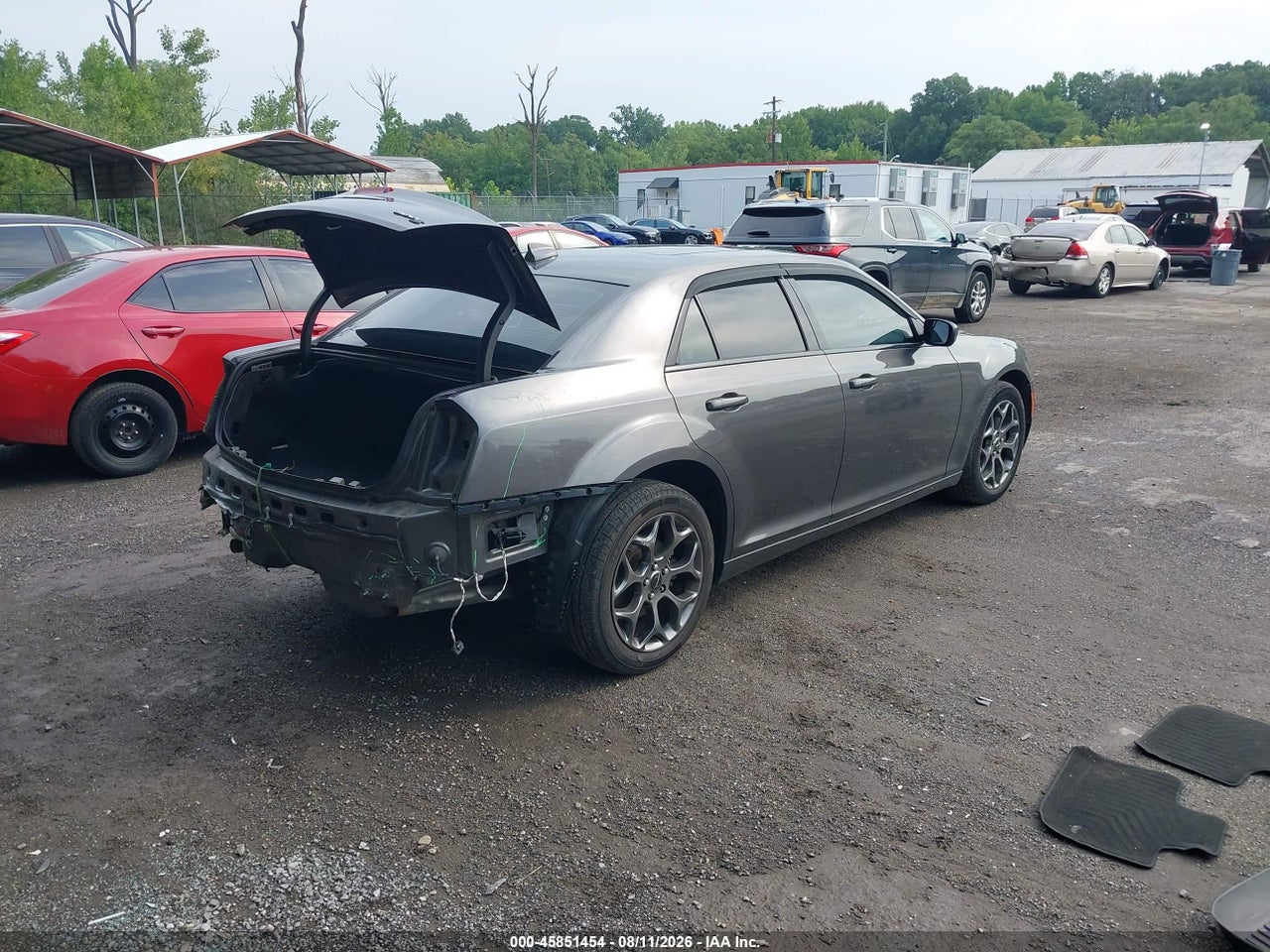 2016 CHRYSLER 300 300S · 4/11