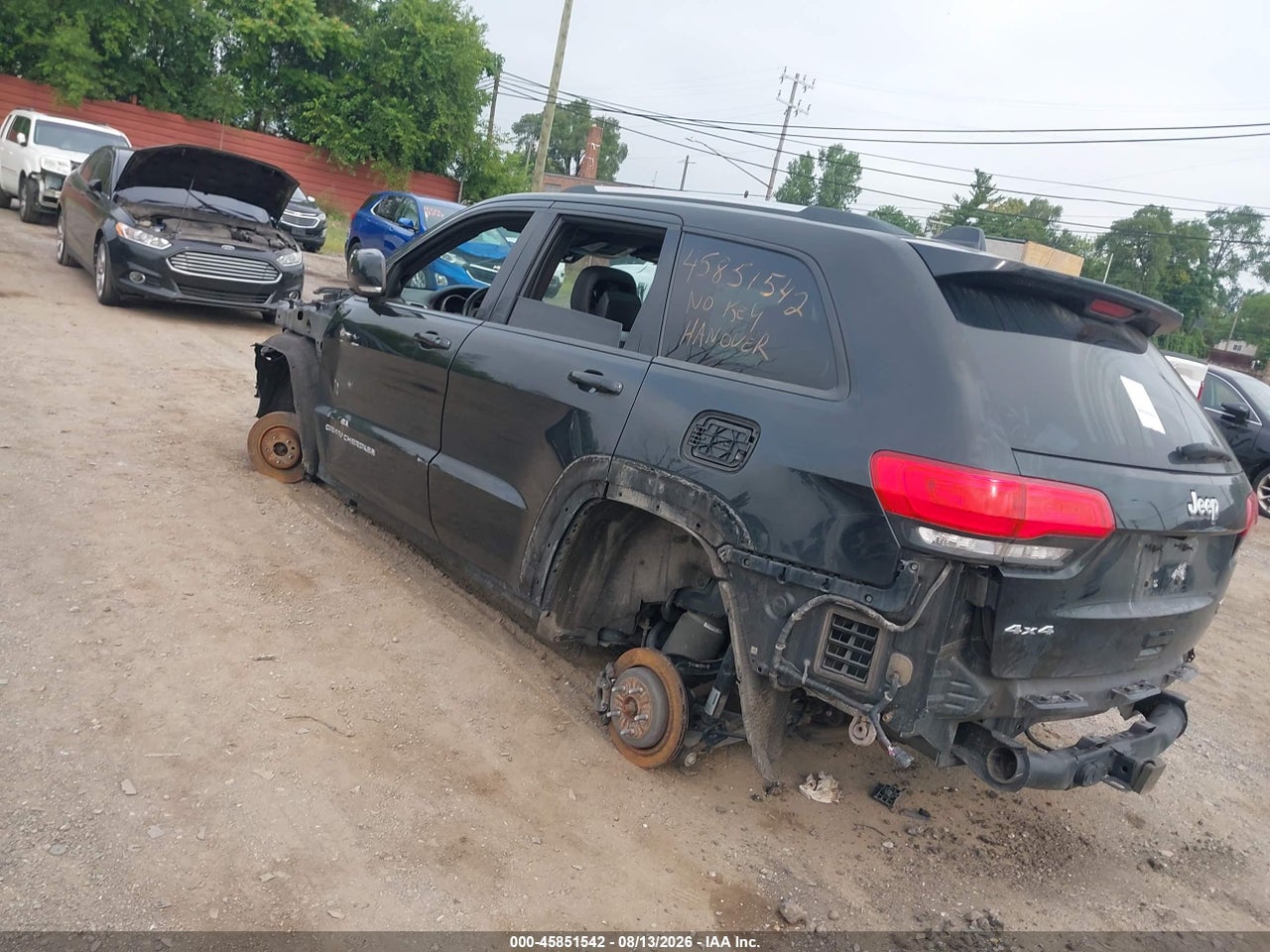 2014 JEEP GRAND CHEROKEE SUMMIT · 3/10