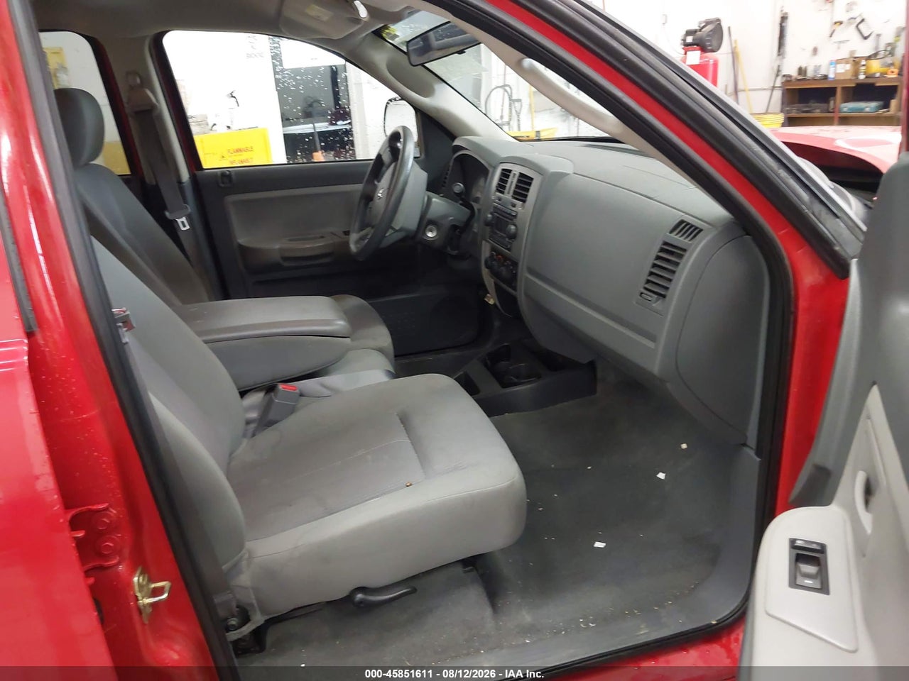 2006 DODGE DAKOTA SLT · 5/11