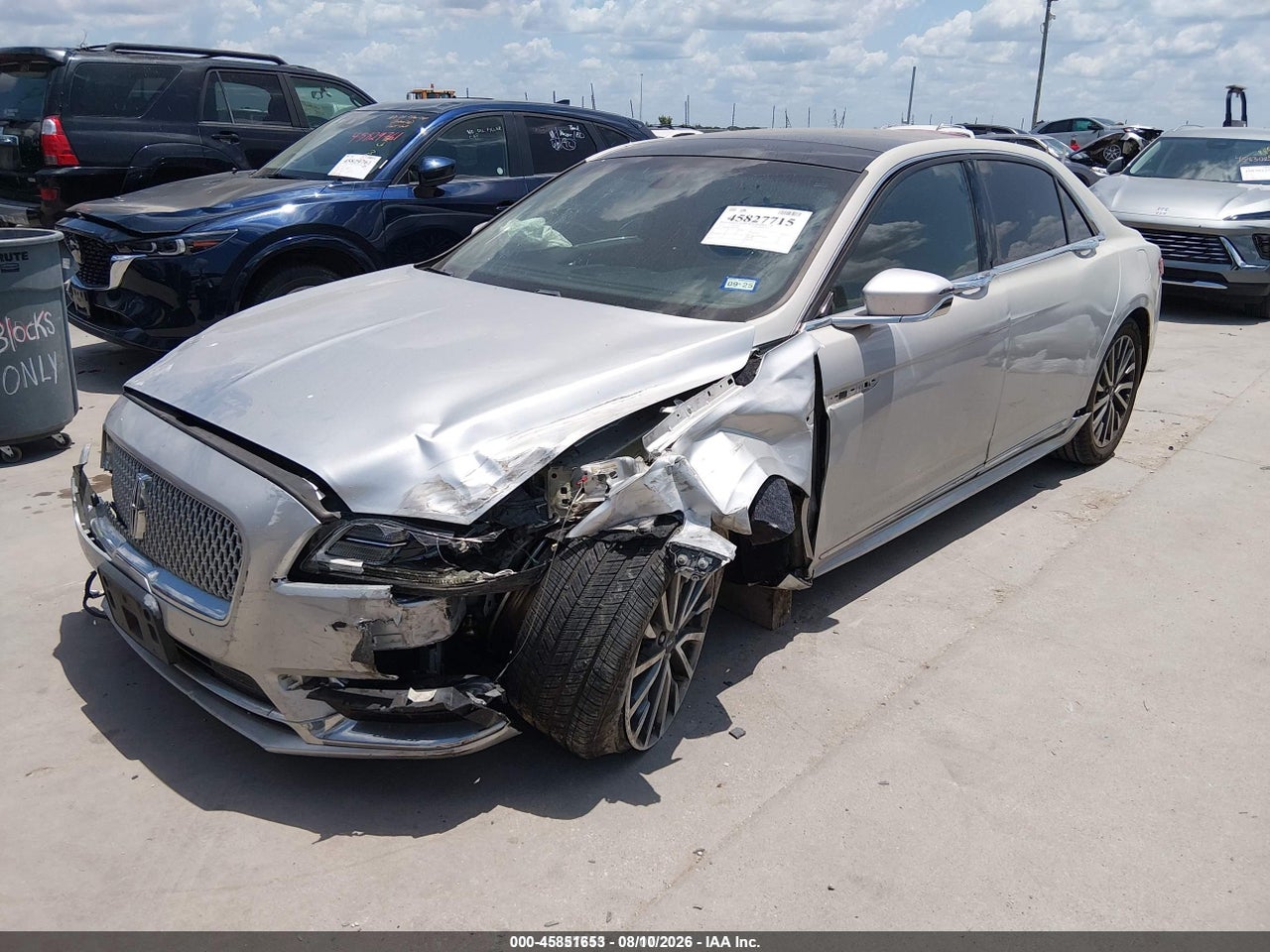 1LN6L9SK1H5****** · 2017 LINCOLN CONTINENTAL SELECT · 2/11