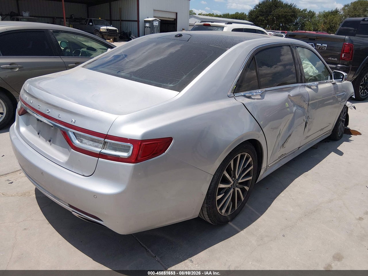1LN6L9SK1H5****** · 2017 LINCOLN CONTINENTAL SELECT · 4/11
