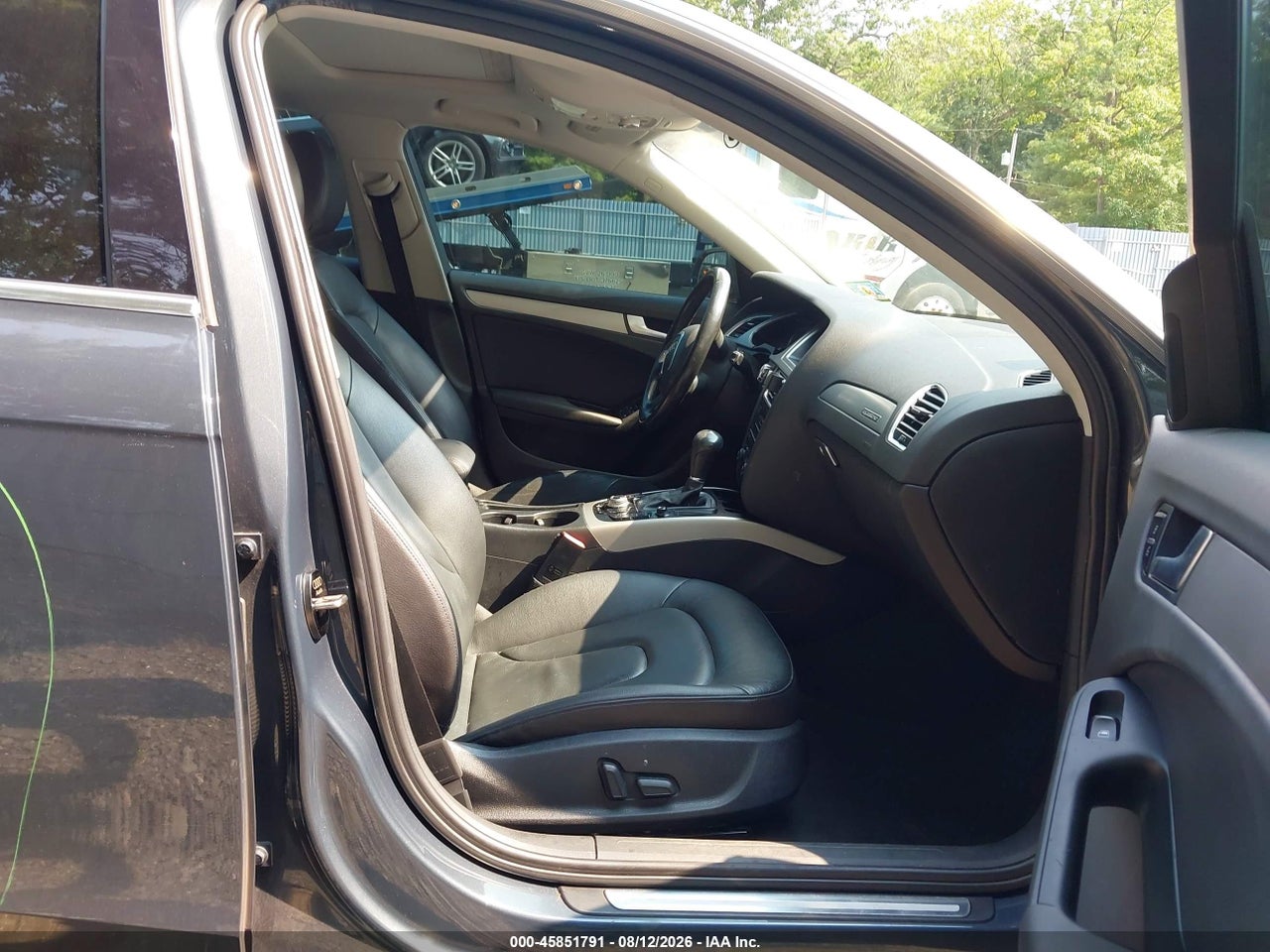 2011 AUDI A4 2.0T PREMIUM · 5/11