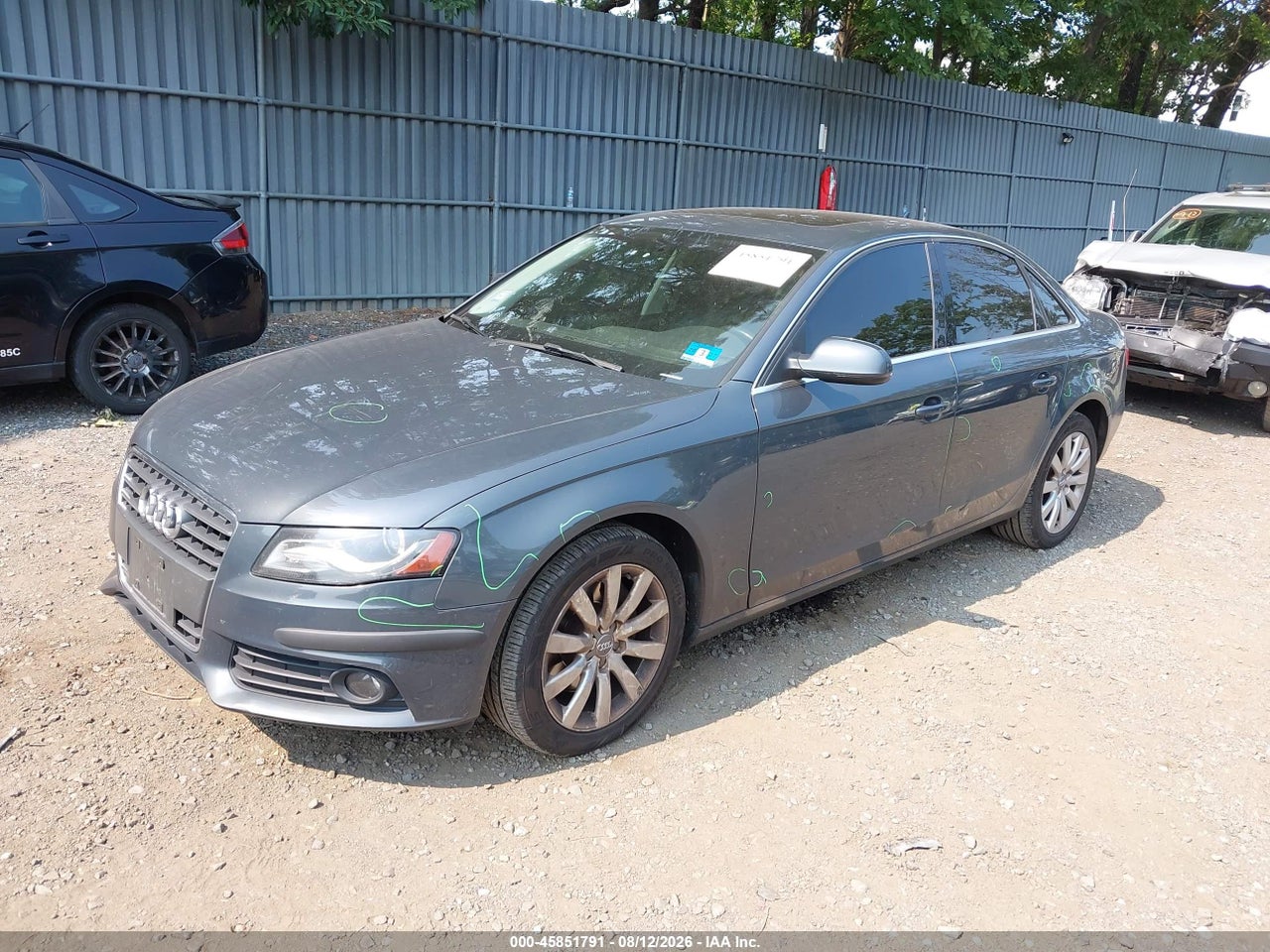 2011 AUDI A4 2.0T PREMIUM · 2/11