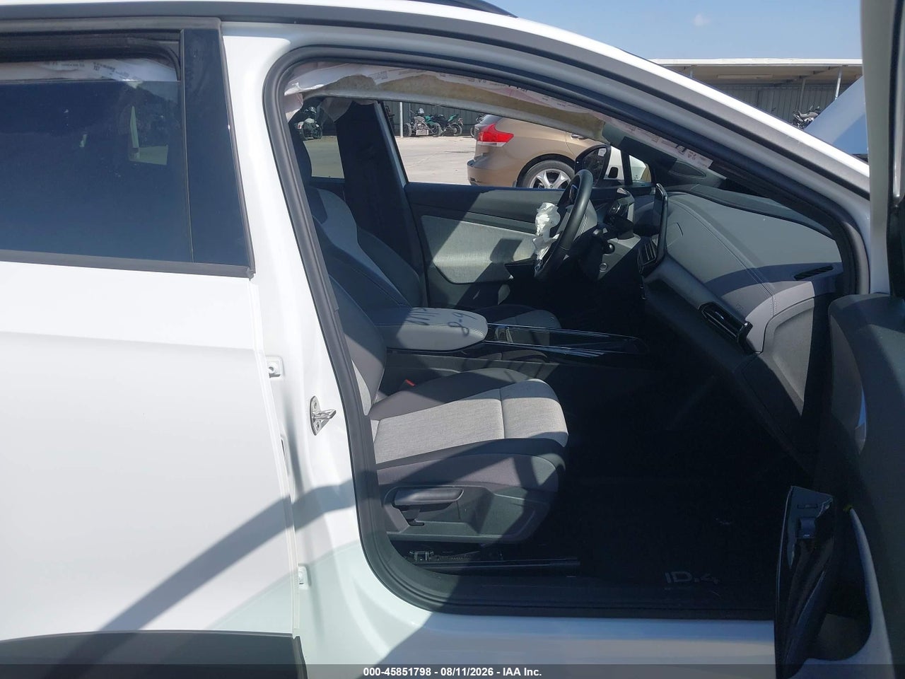 2024 VOLKSWAGEN ID.4 STANDARD · 5/11