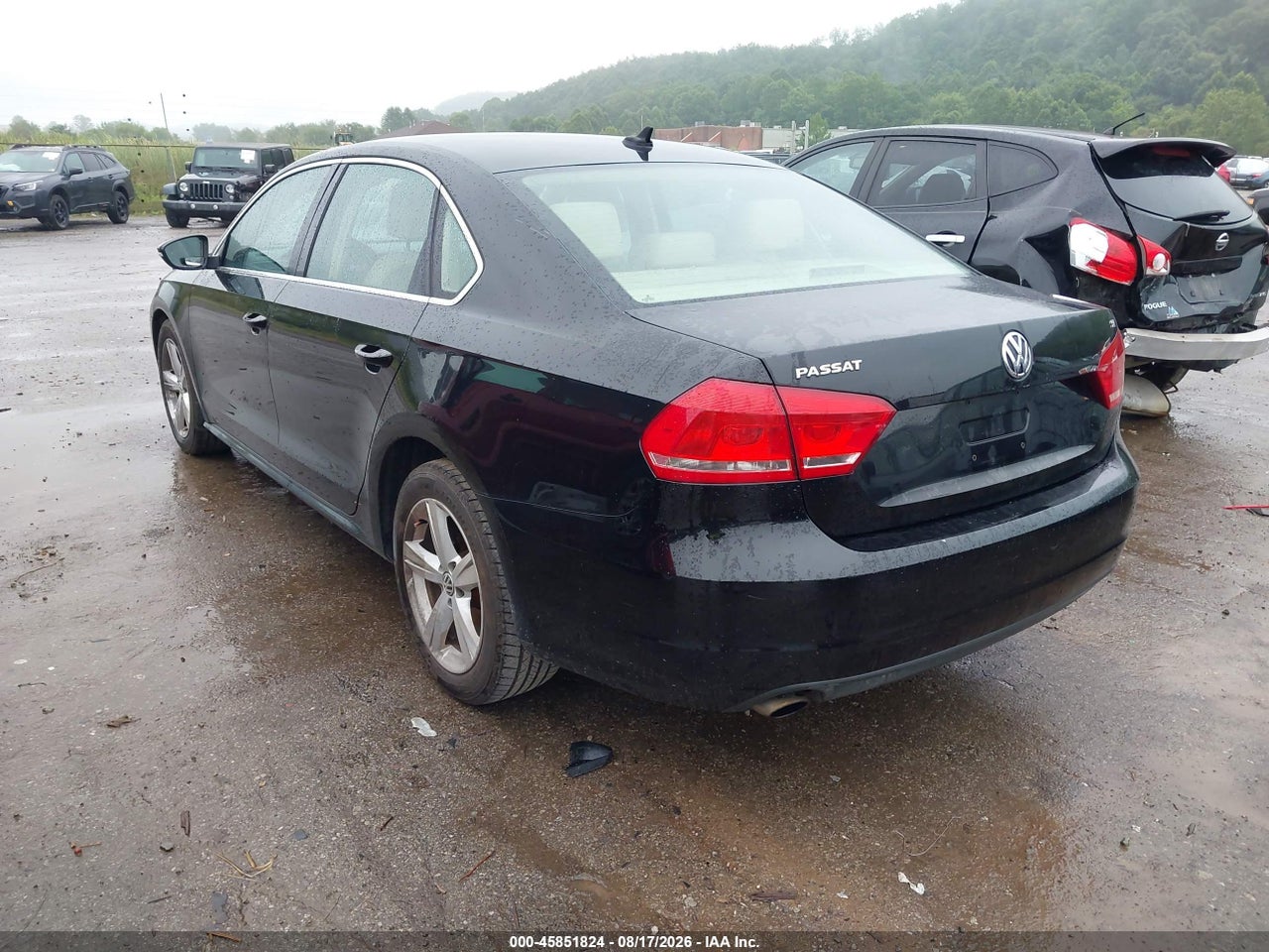 2012 VOLKSWAGEN PASSAT 2.5L SE · 3/11