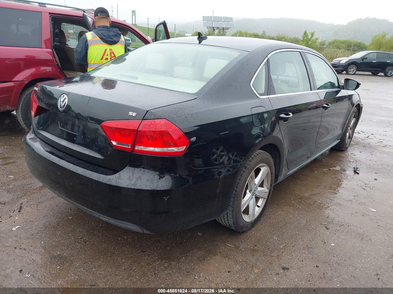 2012 VOLKSWAGEN PASSAT 2.5L SE · 4/11