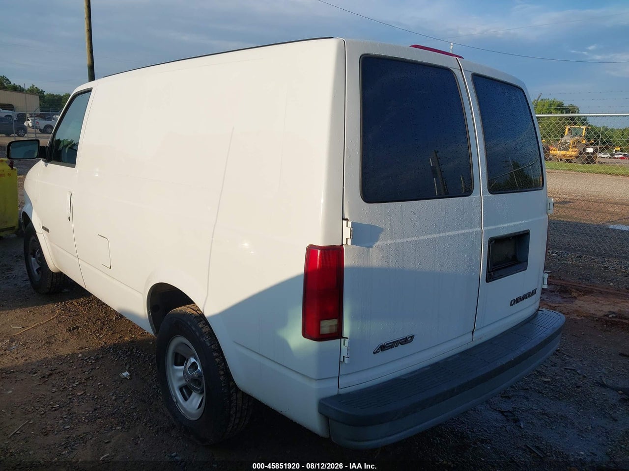 2002 CHEVROLET ASTRO   · 3/11