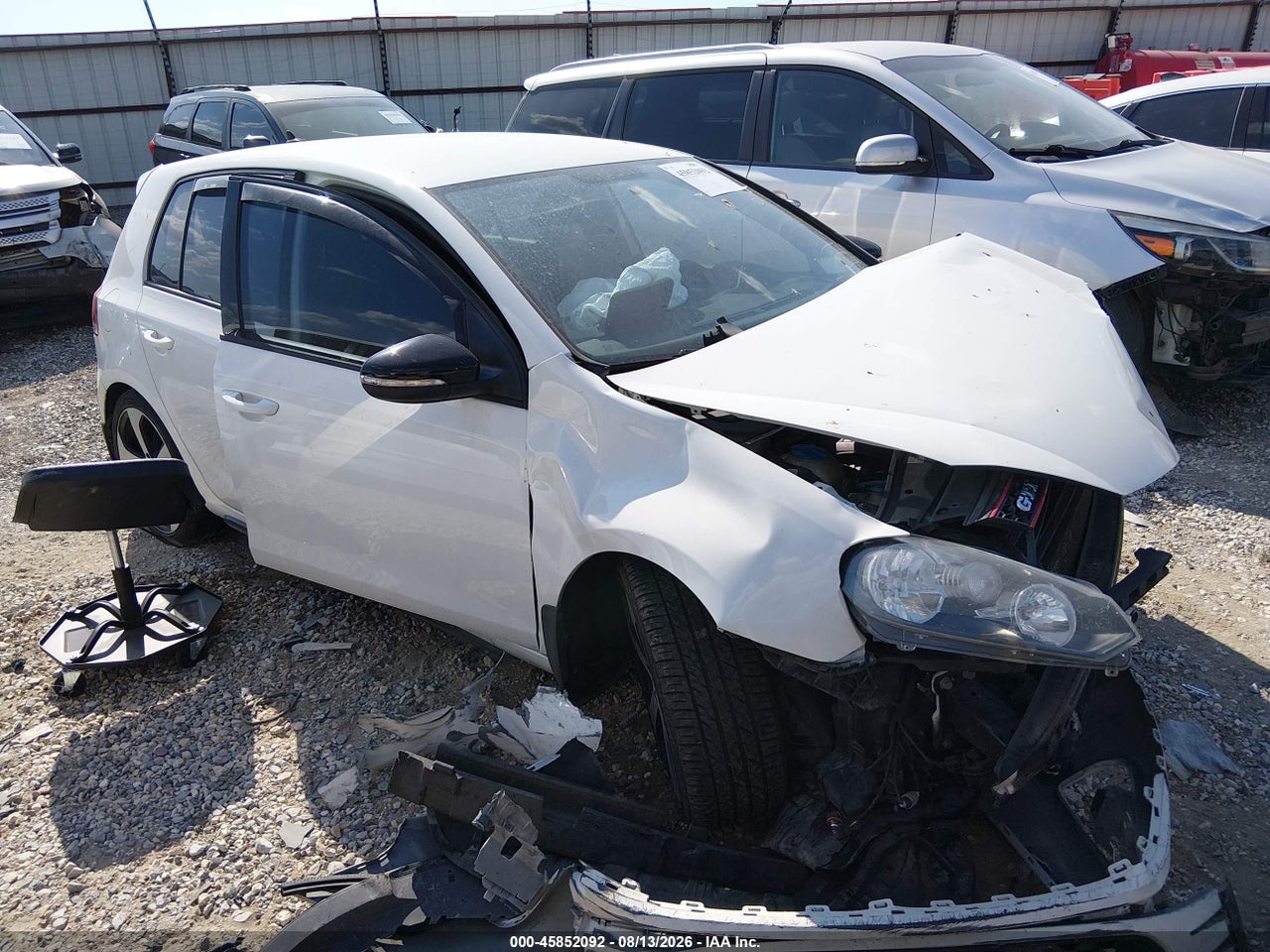 WVWGD7AJ7BW****** · 2011 VOLKSWAGEN GTI 4-DOOR