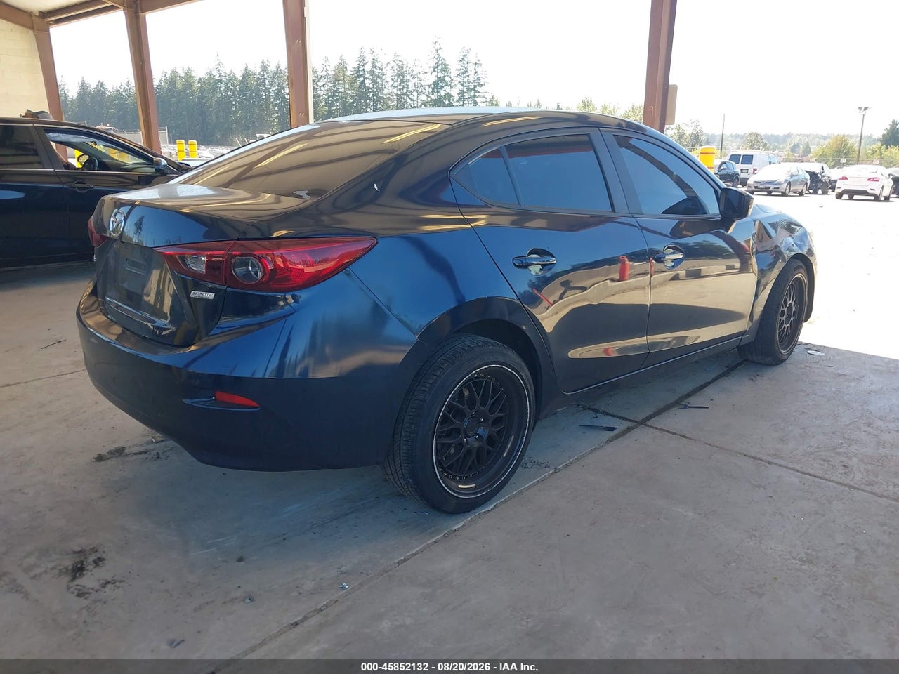 2017 MAZDA MAZDA3 SPORT · 4/11