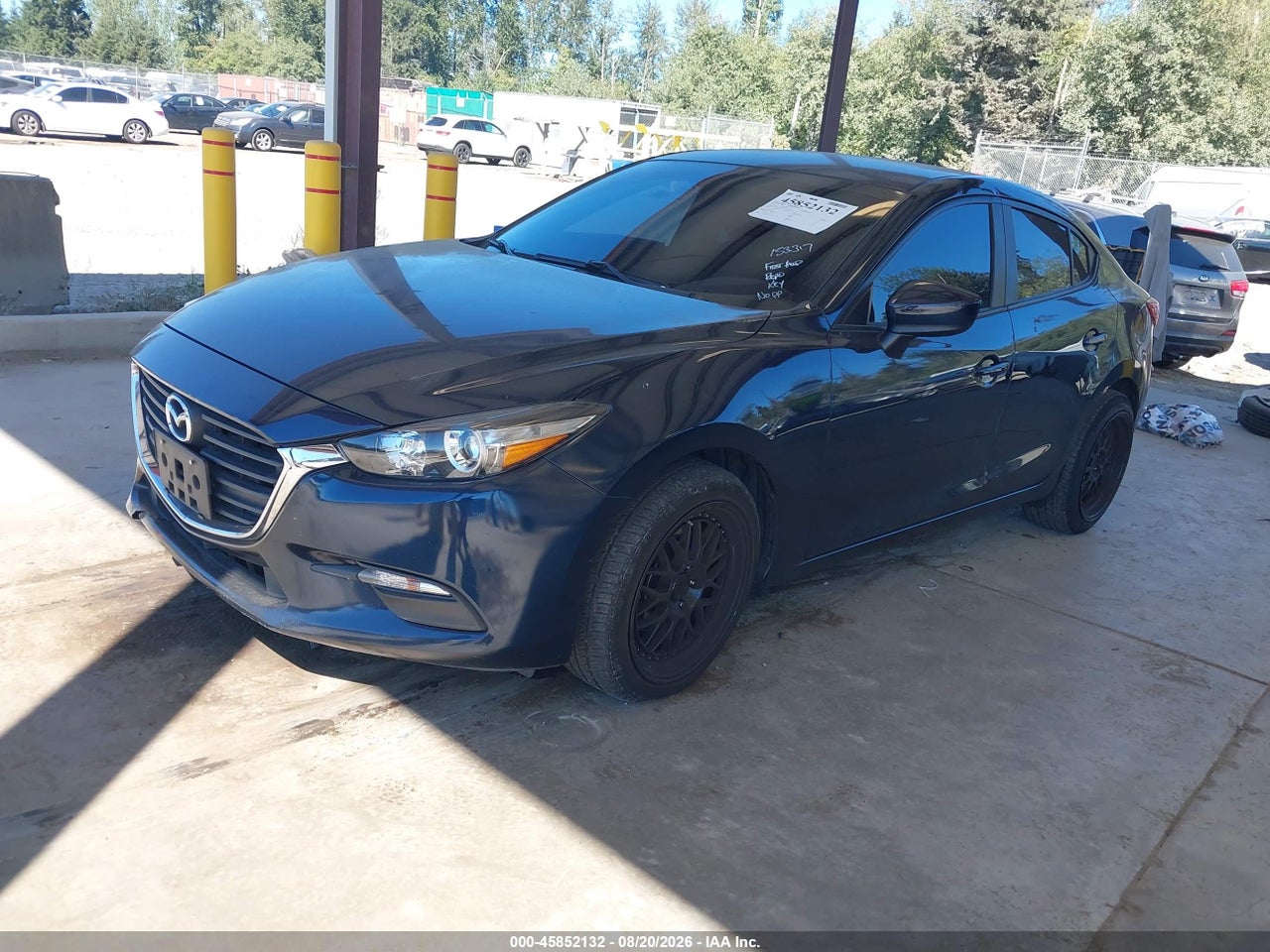 2017 MAZDA MAZDA3 SPORT · 2/11