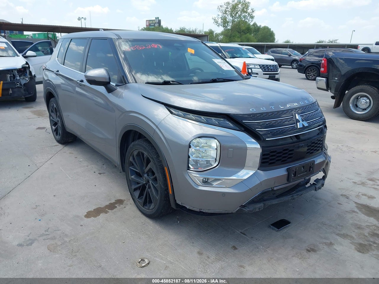 JA4J4UA8XNZ****** · 2022 MITSUBISHI OUTLANDER SE 2.5 S-AWC
