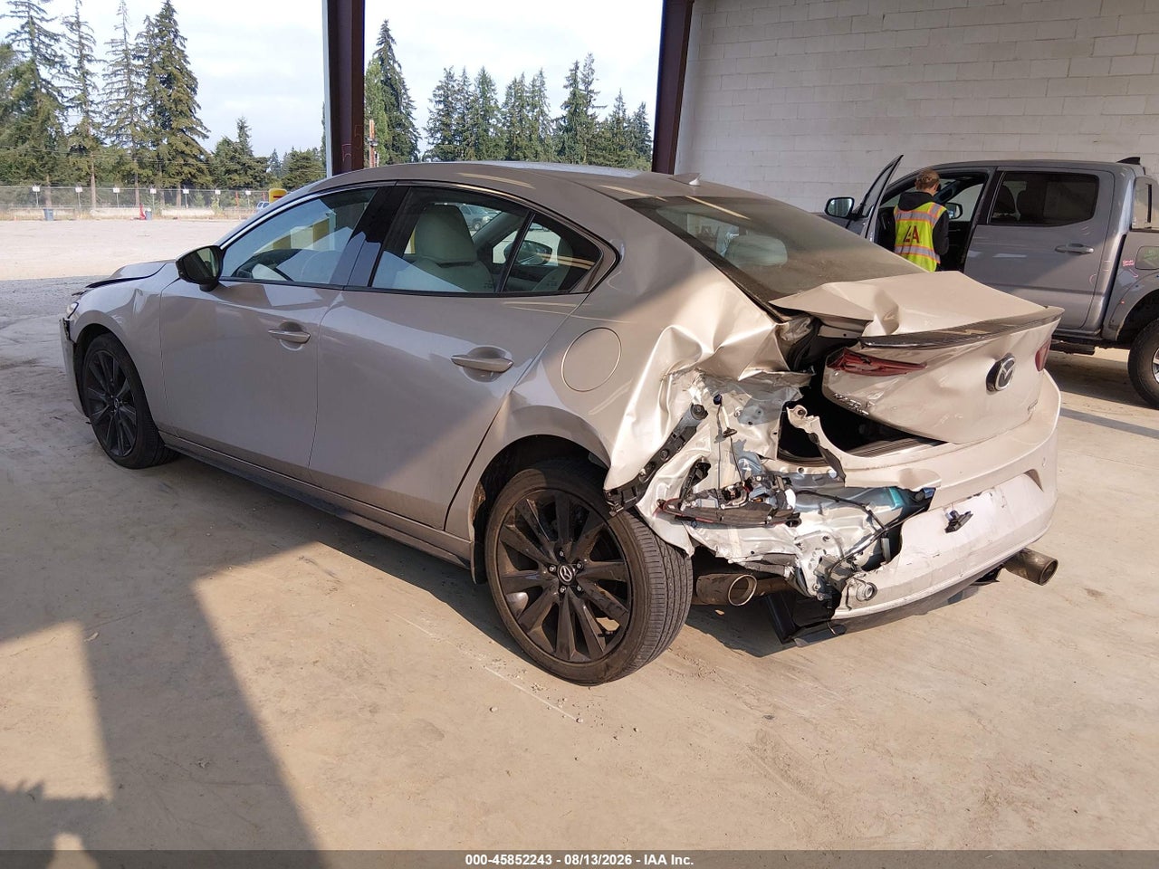 2022 MAZDA MAZDA3 PREMIUM PLUS · 3/11