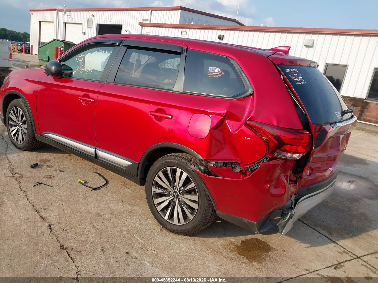 2019 MITSUBISHI OUTLANDER ES · 3/11