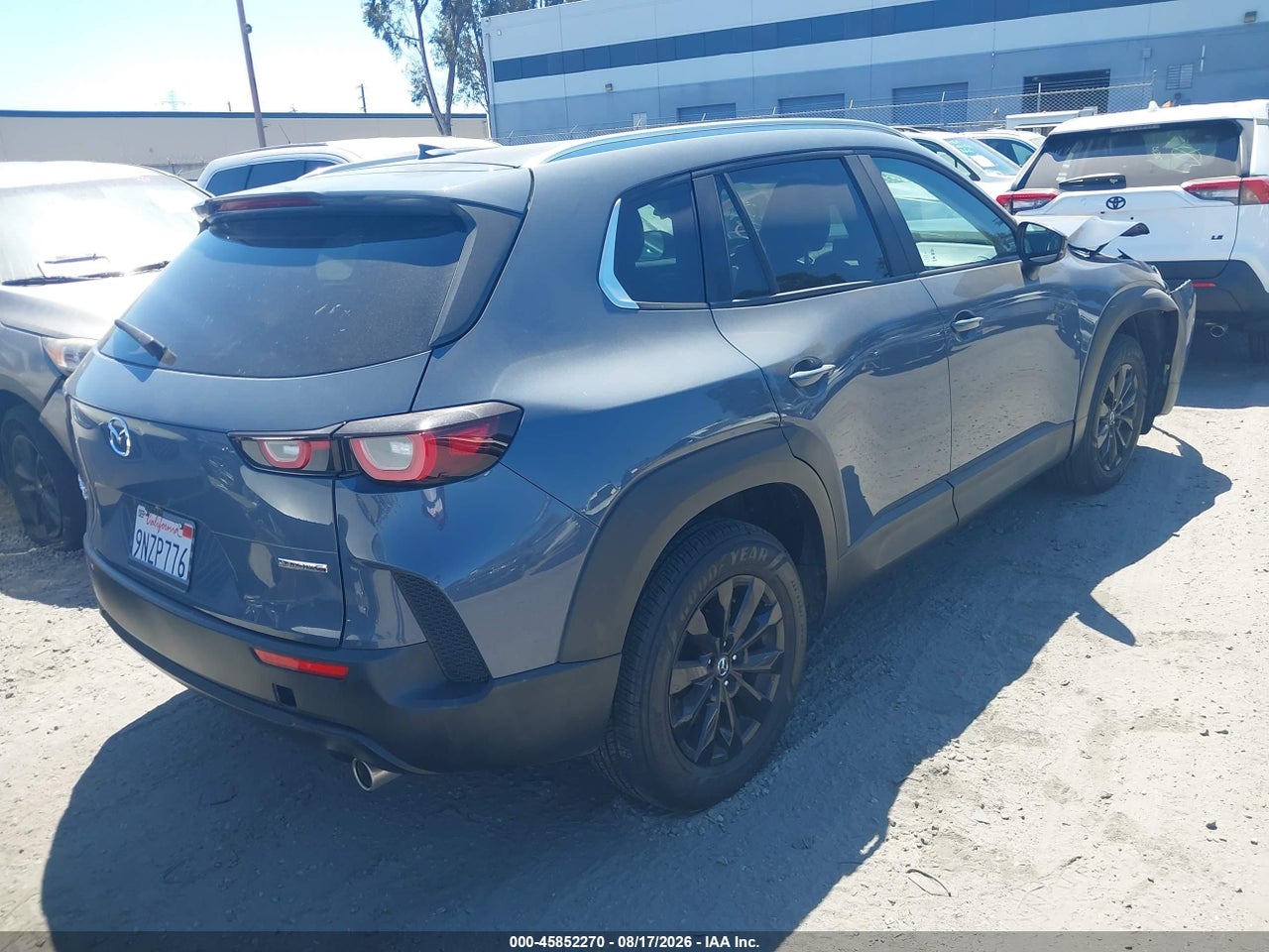 2024 MAZDA CX-50 2.5 S PREMIUM · 4/11