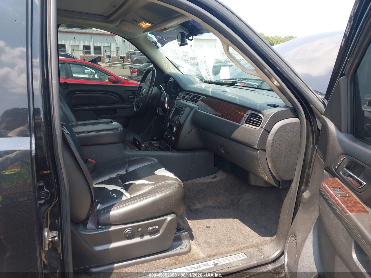 2011 GMC YUKON DENALI · 5/11