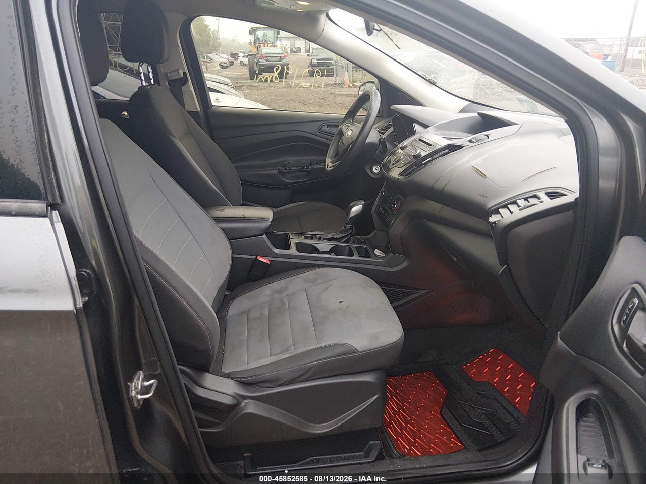 2017 FORD ESCAPE S · 5/11