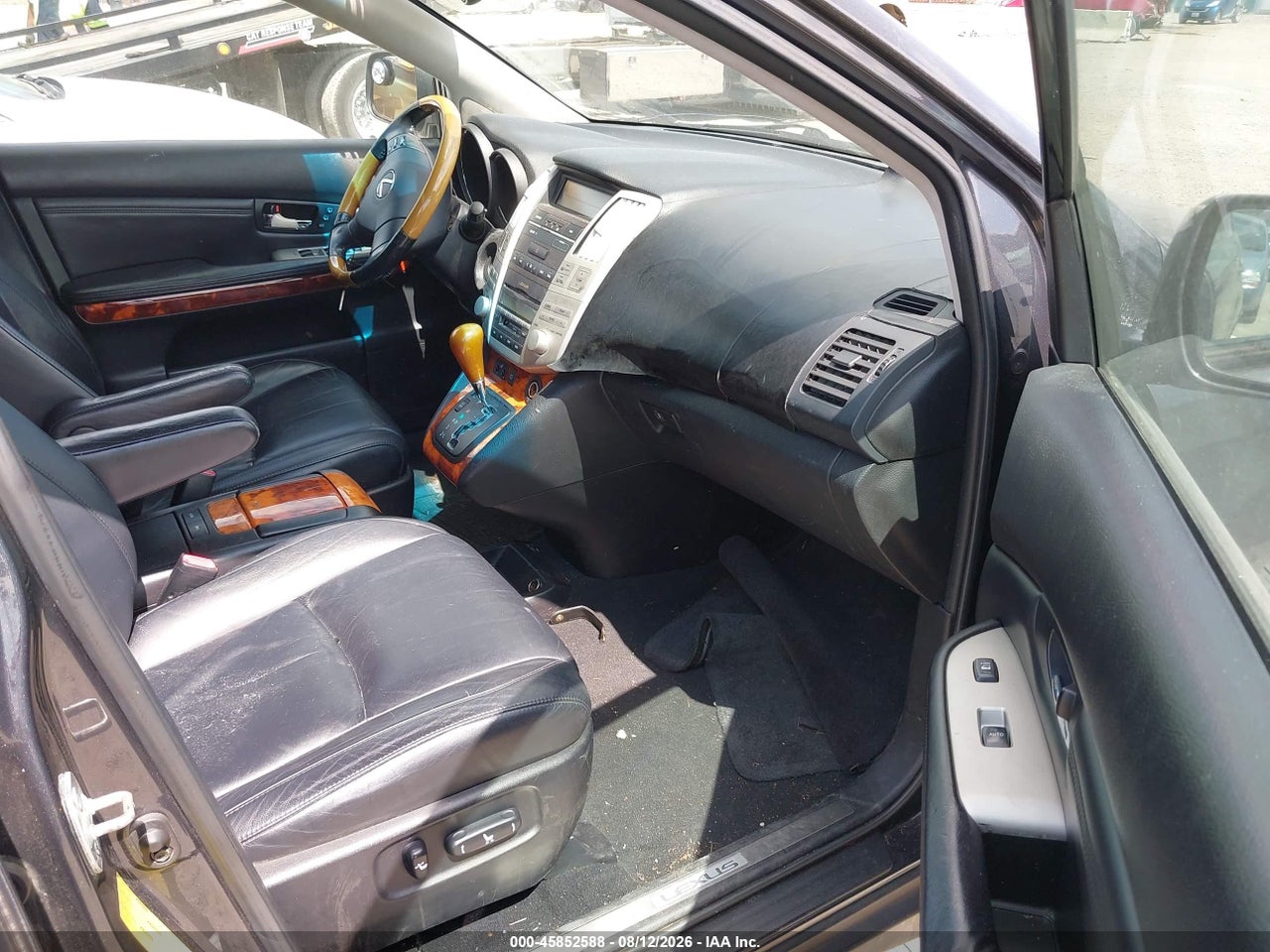 2005 LEXUS RX 330   · 5/11