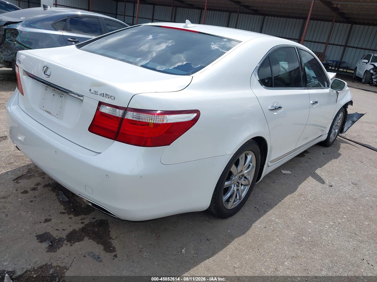 2009 LEXUS LS 460 · 4/10