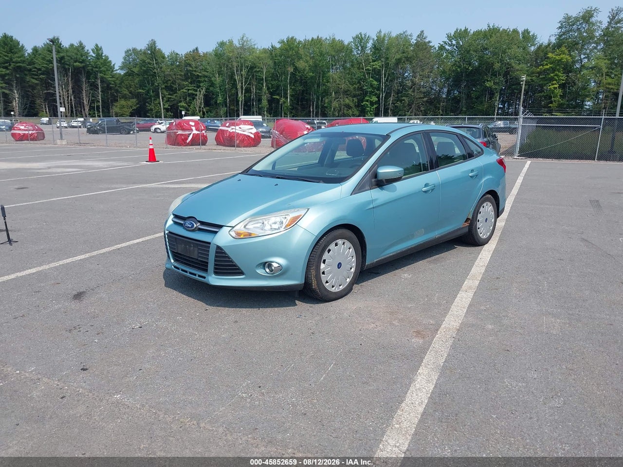 1FAHP3F26CL****** · 2012 FORD FOCUS SE · 2/11