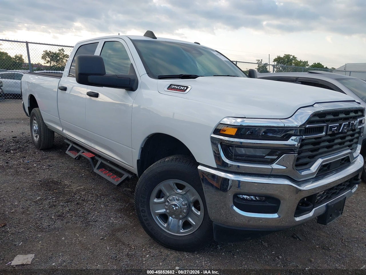 2025 RAM 3500 TRADESMAN  4X4 8' BOX · 3/11