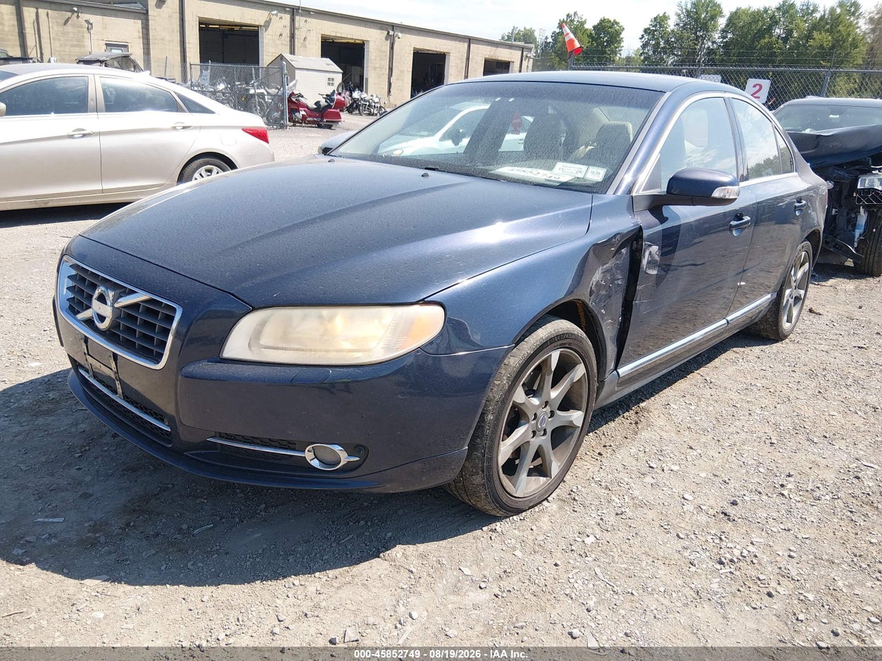 2010 VOLVO S80 3.2 · 2/11