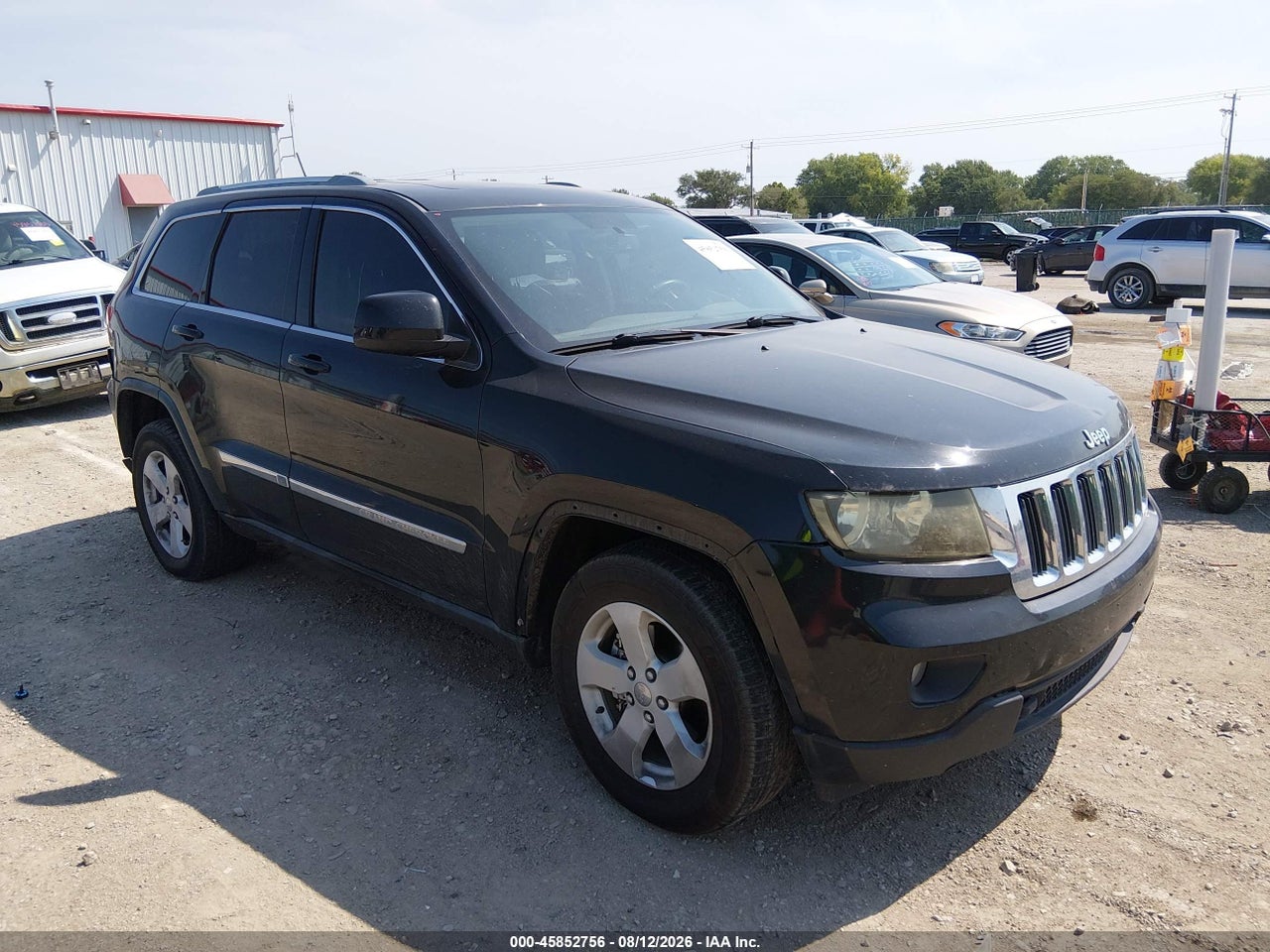 1J4RR4GG8BC****** · 2011 JEEP GRAND CHEROKEE LAREDO