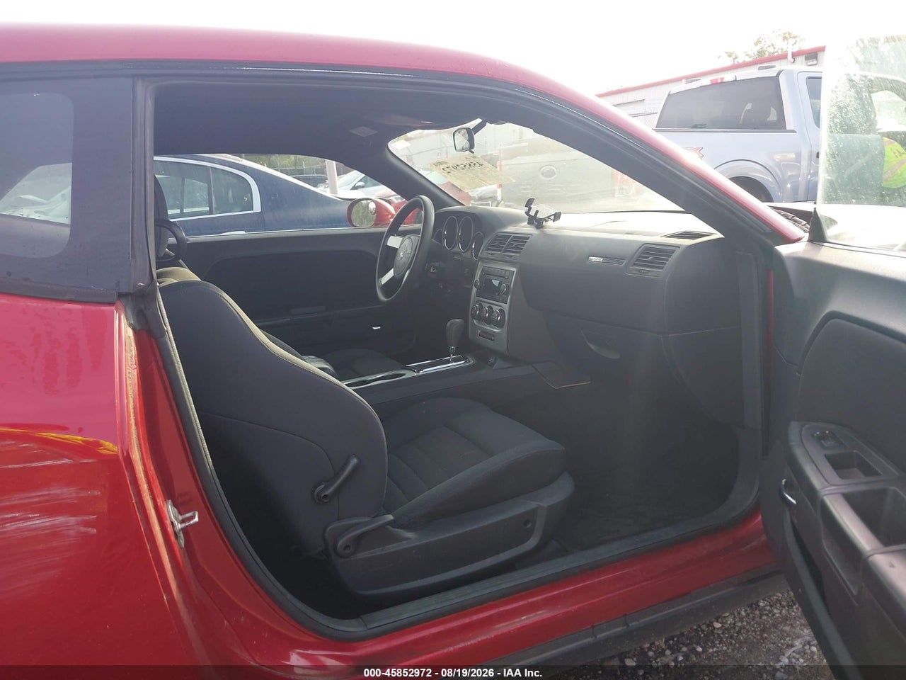 2010 DODGE CHALLENGER SE · 5/11