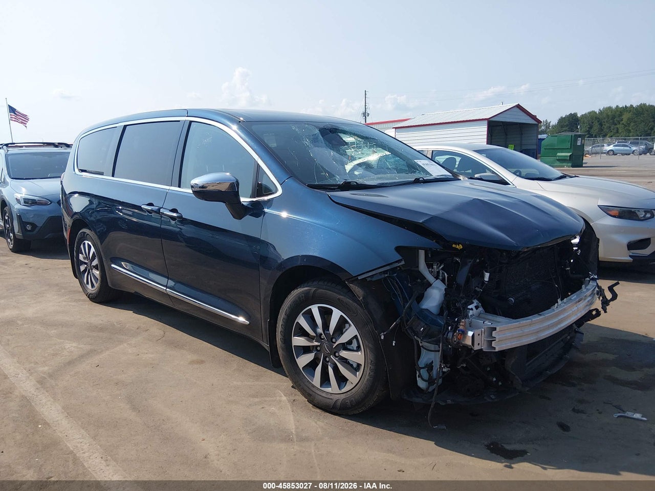 2C4RC1S70NR****** · 2022 CHRYSLER PACIFICA HYBRID LIMITED