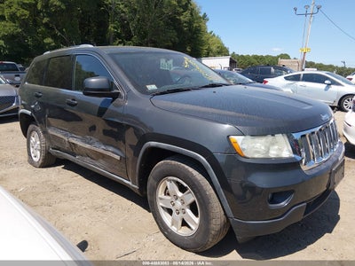 1J4RR4GG0BC****** · 2011 JEEP GRAND CHEROKEE LAREDO