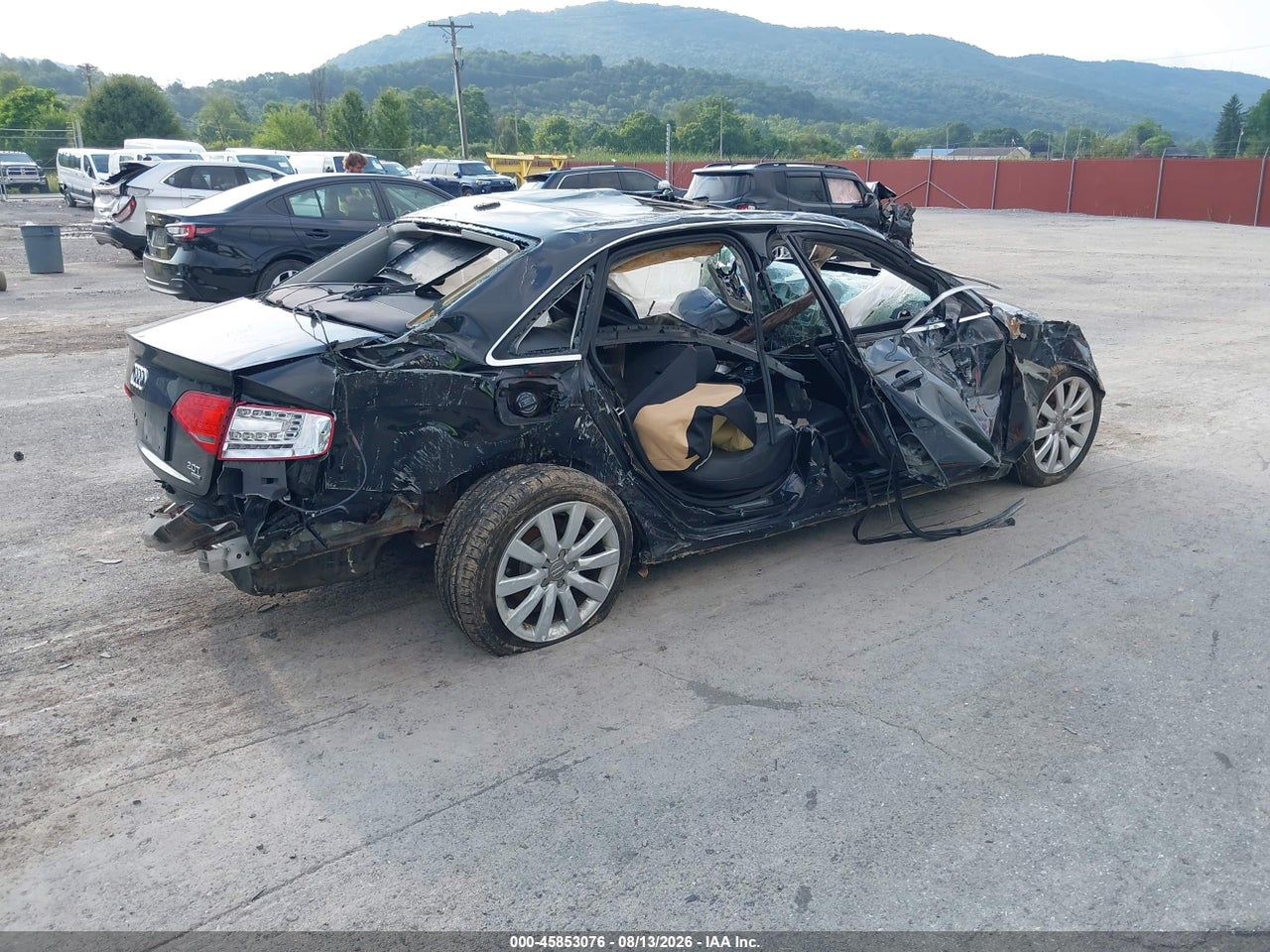 2011 AUDI A4 2.0T PREMIUM · 4/10