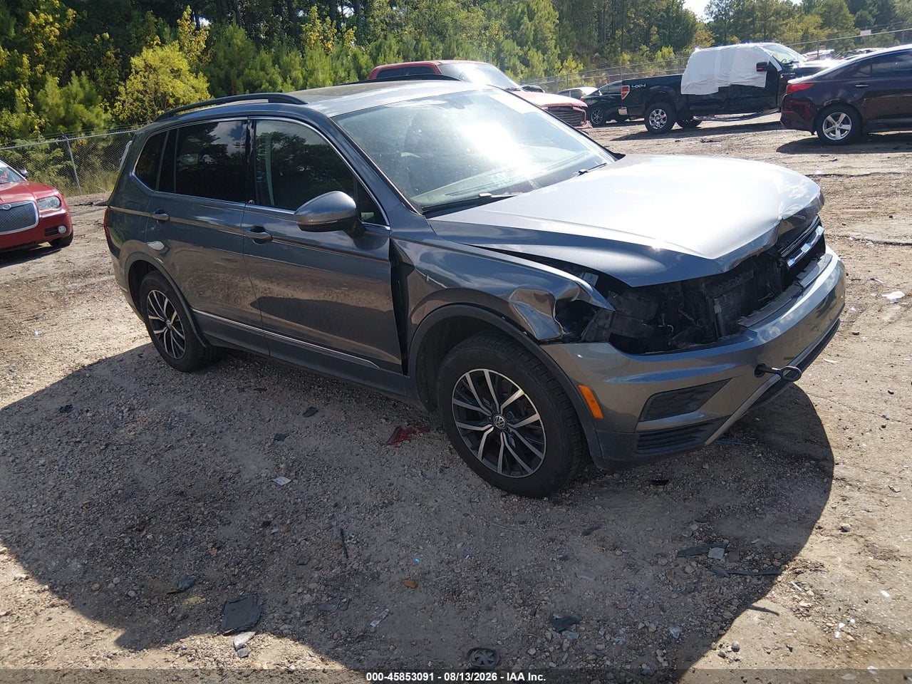 3VV3B7AX6LM****** · 2020 VOLKSWAGEN TIGUAN 2.0T SE/2.0T SE R-LINE BLACK/2.0T SEL